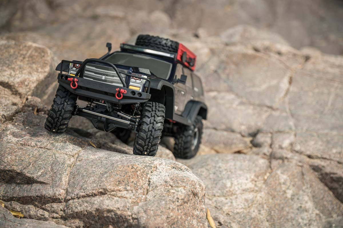 Redcat Everest Gen7 PRO RC Scale Crawler - 1:10 Brushed Rock Crawler - Image 15
