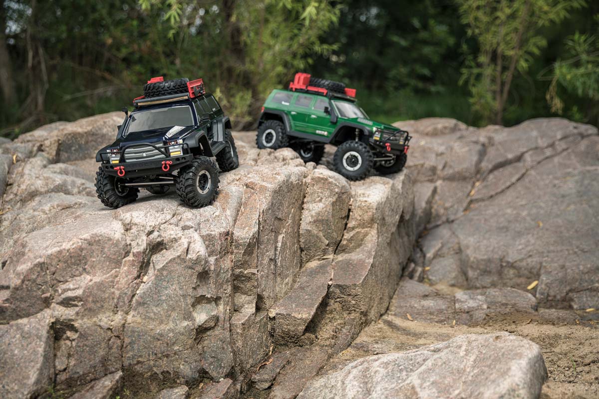 Redcat Everest Gen7 PRO RC Scale Crawler - 1:10 Brushed Rock Crawler - Image 18