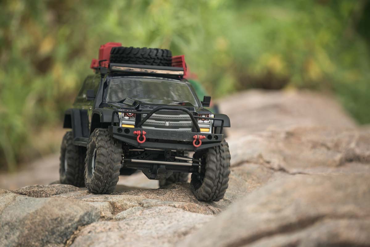 Redcat Everest Gen7 PRO RC Scale Crawler - 1:10 Brushed Rock Crawler - Image 24