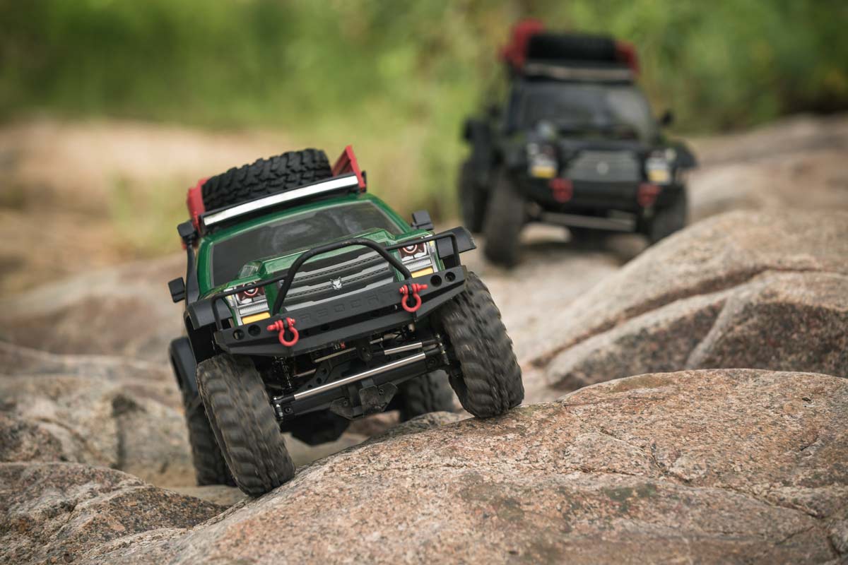 Redcat Everest Gen7 PRO RC Scale Crawler - 1:10 Brushed Rock Crawler - Image 25