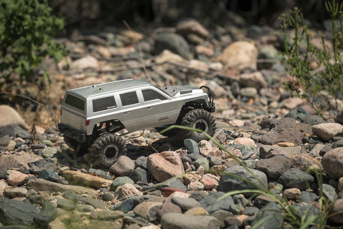 Redcat Everest Gen7 Sport RC Crawler - 1:10 Brushed Rock Crawler - Image 30