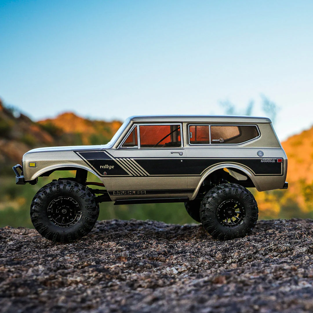 Redcat Ascent-18 International Scout II Brushless - 1/18 Scale Brushless Electric Rock Crawler - Image 24