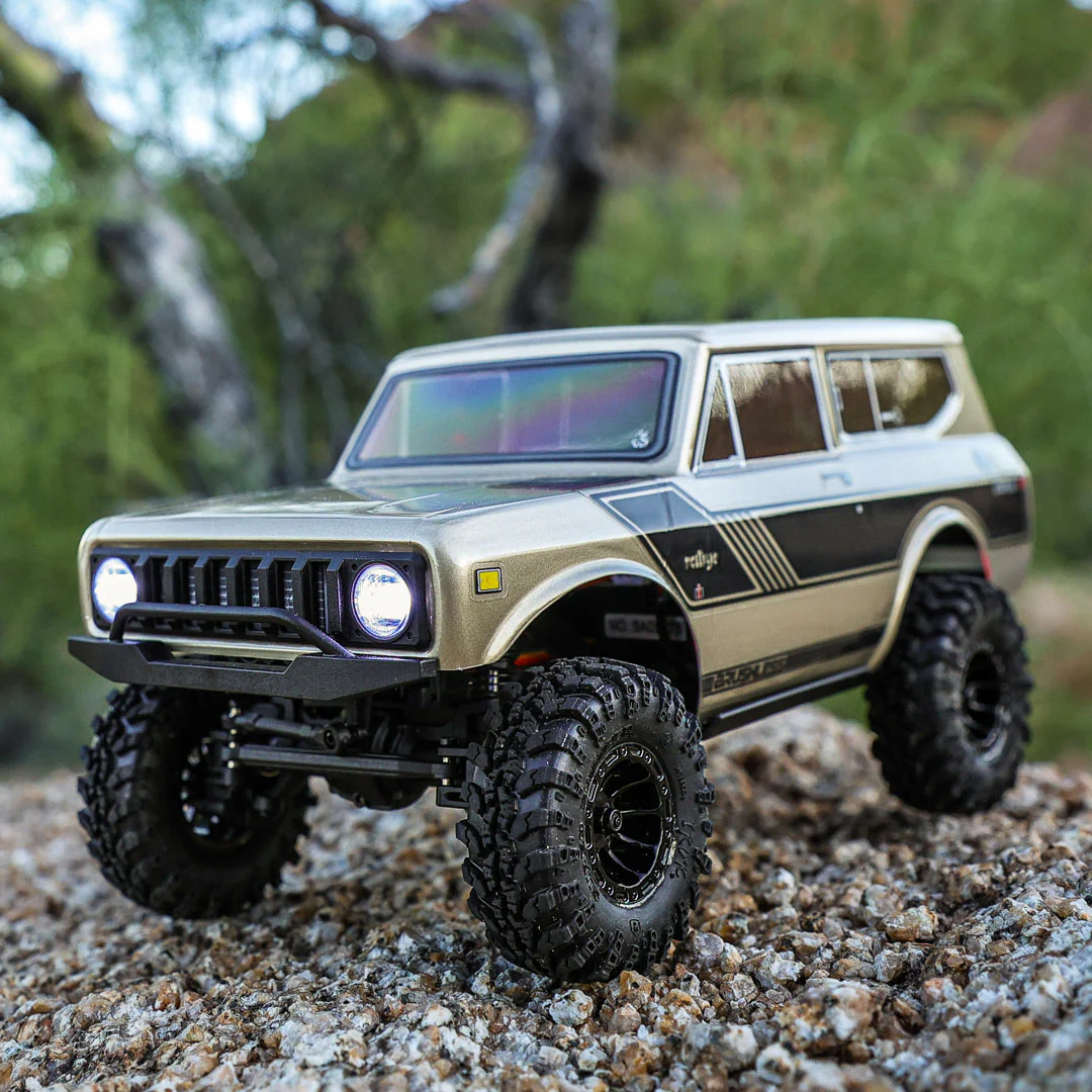 Redcat Ascent-18 International Scout II Brushless - 1/18 Scale Brushless Electric Rock Crawler - Image 28