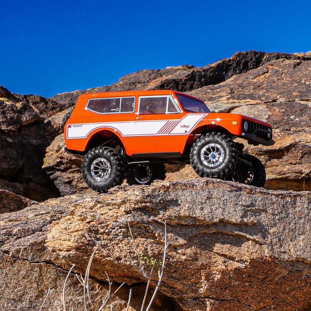 Redcat Ascent-18 International Scout II - 1/18 Scale Brushed Electric Rock Crawler - Image 36