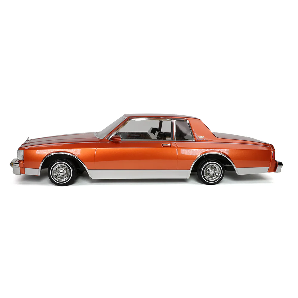 Redcat Caprice Classic RC Car - 1:10 1987 Chevrolet Caprice Classic Hopping Lowrider - Image 17
