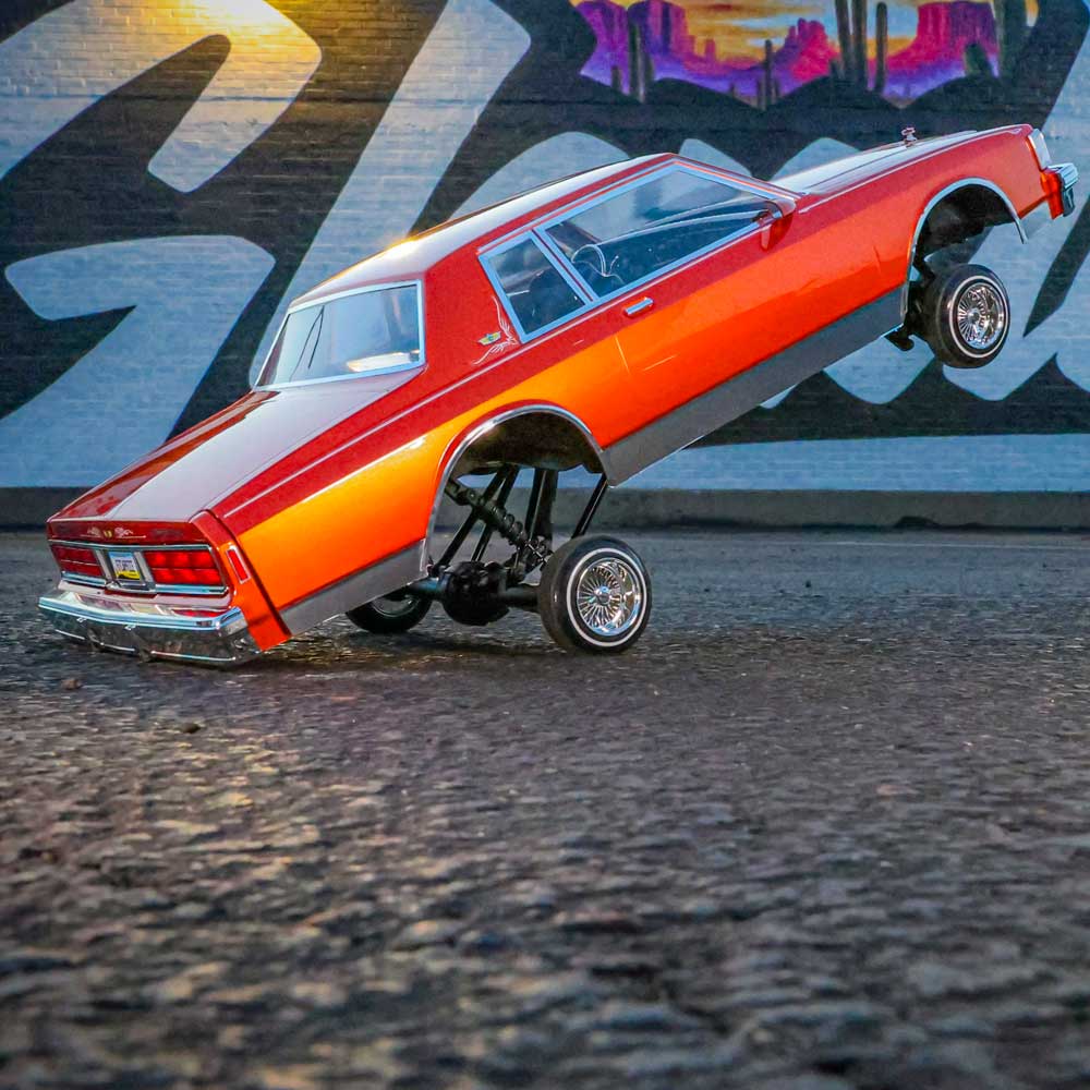 Redcat Caprice Classic RC Car - 1:10 1987 Chevrolet Caprice Classic Hopping Lowrider - Image 23