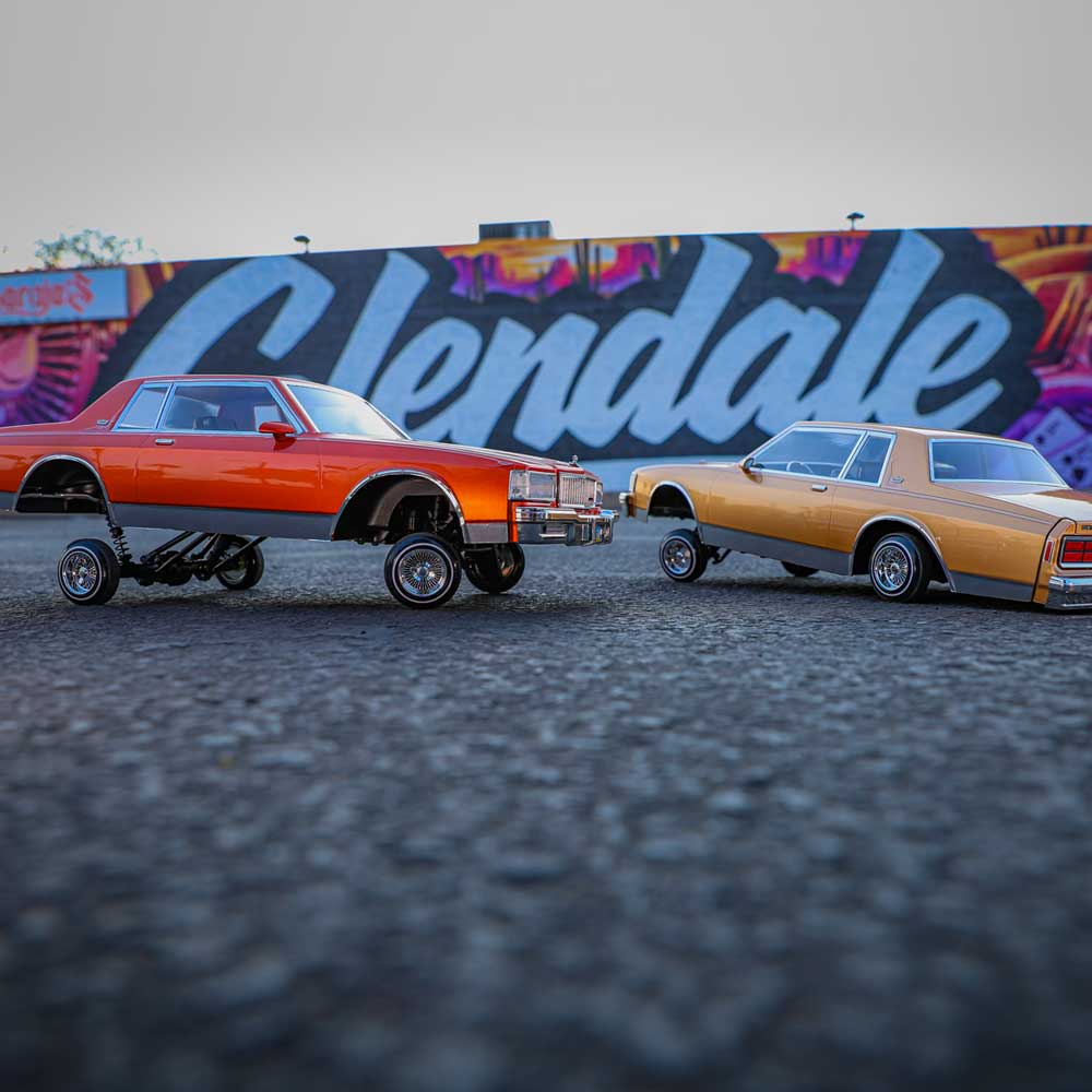 Redcat Caprice Classic RC Car - 1:10 1987 Chevrolet Caprice Classic Hopping Lowrider - Image 29