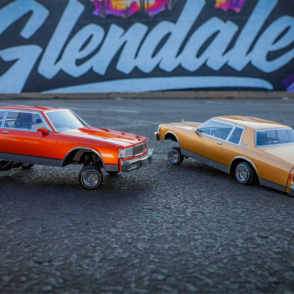 Redcat Caprice Classic RC Car - 1:10 1987 Chevrolet Caprice Classic Hopping Lowrider - Image 31