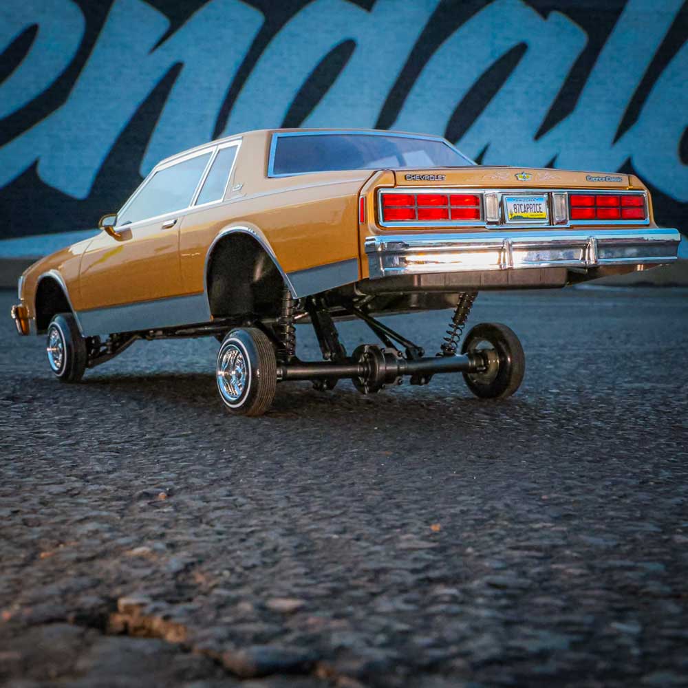 Redcat Caprice Classic RC Car - 1:10 1987 Chevrolet Caprice Classic Hopping Lowrider - Image 33