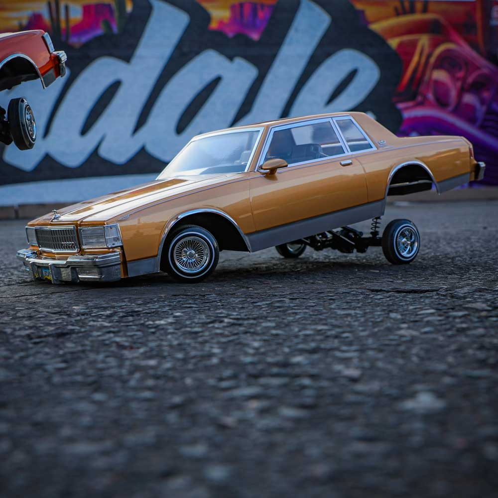 Redcat Caprice Classic RC Car - 1:10 1987 Chevrolet Caprice Classic Hopping Lowrider - Image 34