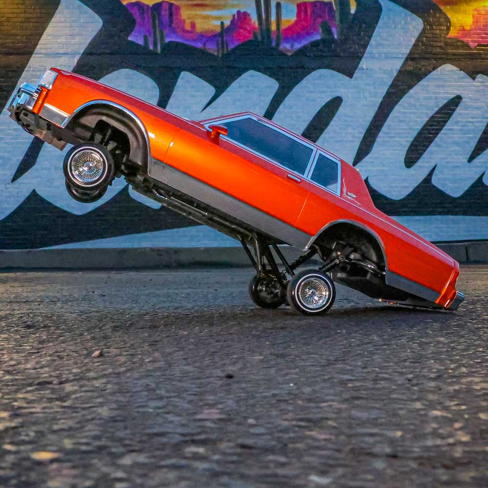 Redcat Caprice Classic RC Car - 1:10 1987 Chevrolet Caprice Classic Hopping Lowrider - Image 35
