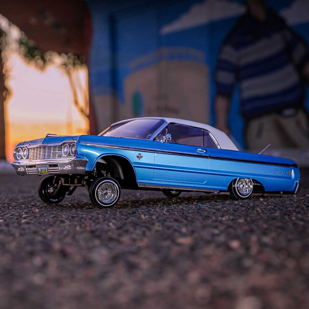 Redcat SixtyFour RC Car - 1:10 1964 Chevrolet Impala Hopping Lowrider - Image 36