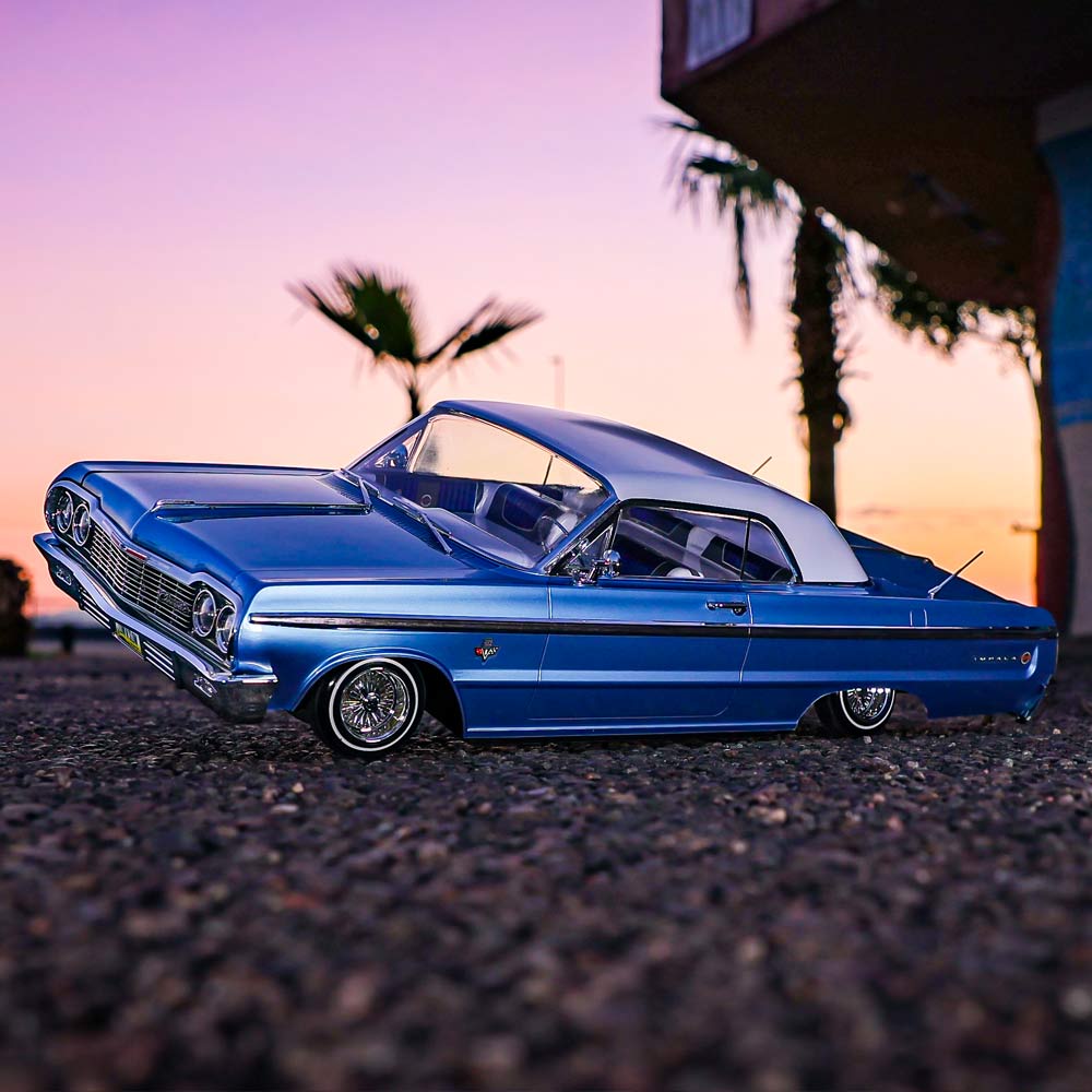 Redcat SixtyFour RC Car - 1:10 1964 Chevrolet Impala Hopping Lowrider - Image 40