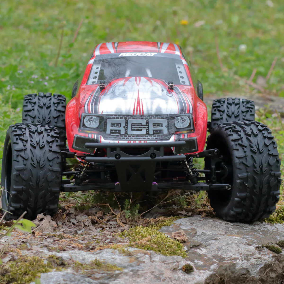 Redcat Volcano EPX RC Truck - 1:10 Brushed Electric Monster Truck - Image 16